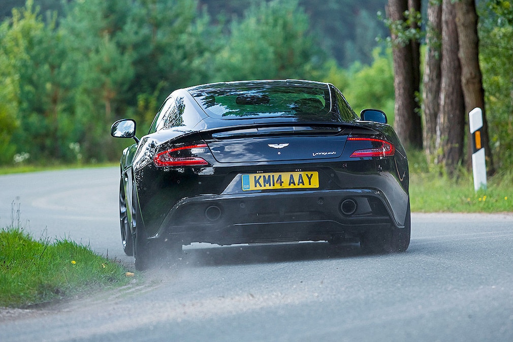 Aston Martin Vanquish Aston Martin Vanquish