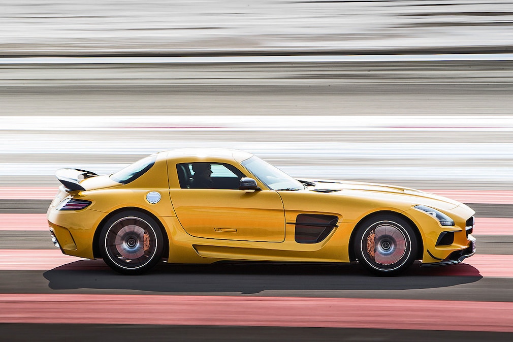 Mercedes SLS AMG Black Edition Mercedes SLS AMG Black Edition