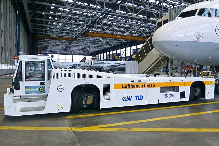 TaxiBot Flugzeugschlepper mit Diesel-Elektro-Antrieb
