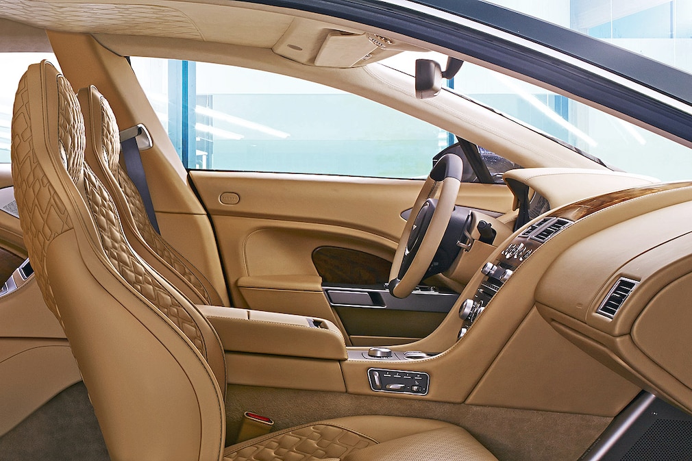 Aston Martin Lagonda