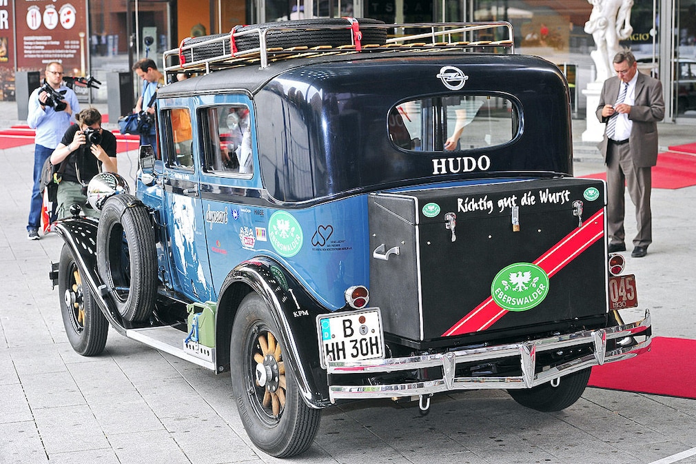 Heidi Hetzer: Weltumrundung im Oldtimer