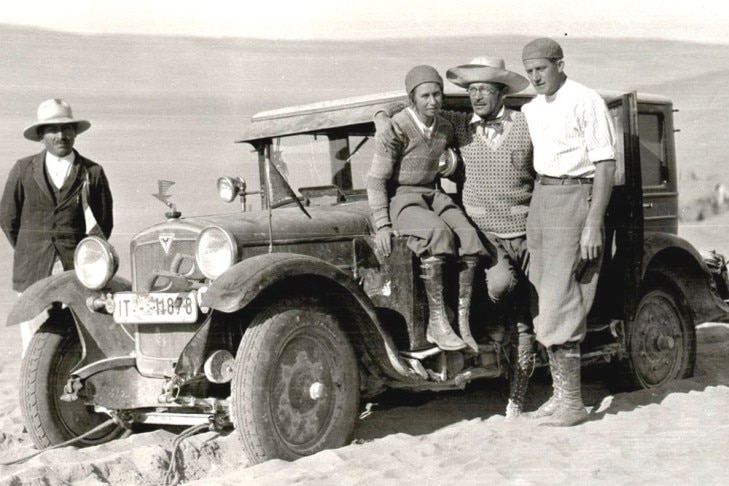 Kinofilm: "Fräulein Stinnes fährt um die Welt"