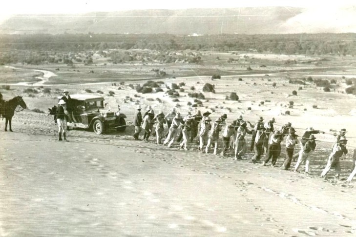 Kinofilm: "Fräulein Stinnes fährt um die Welt"