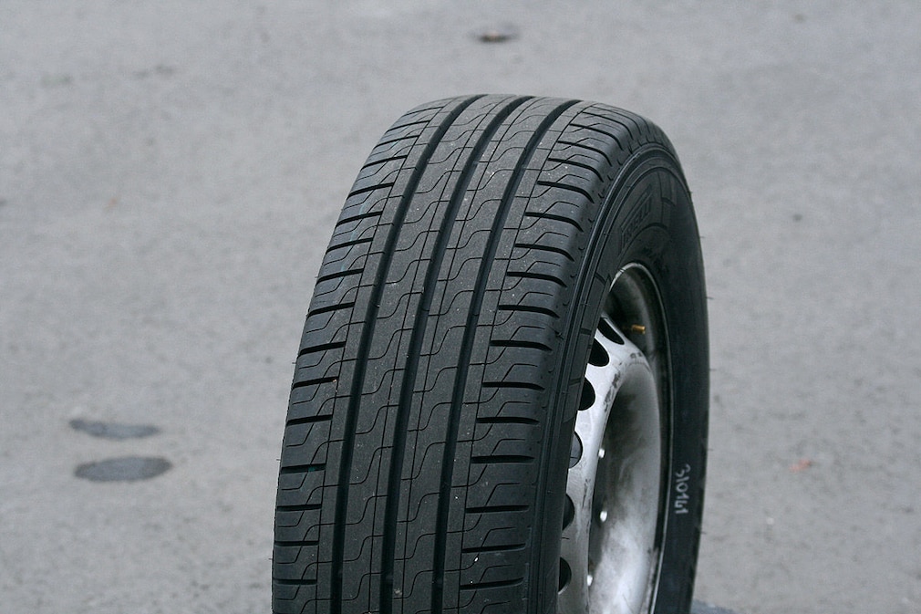 R (Dimension 235/65 AUTO C) für im Wohnmobile Test BILD - 16 Reifen