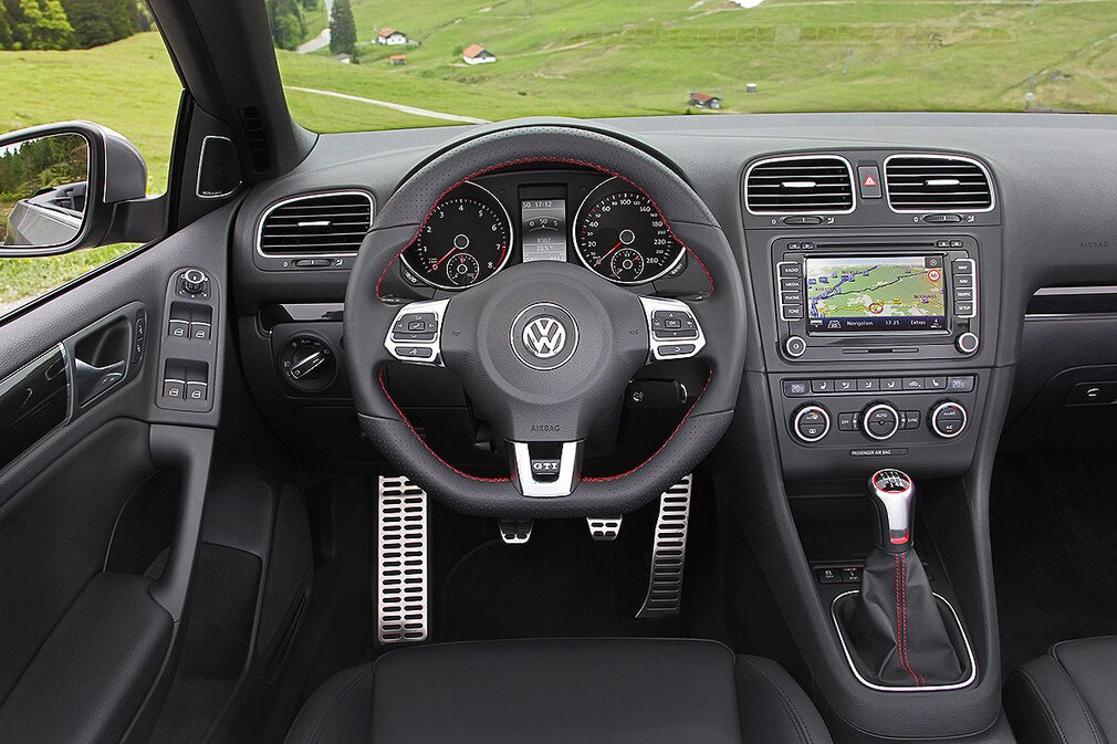 VW Golf GTI Cabrio