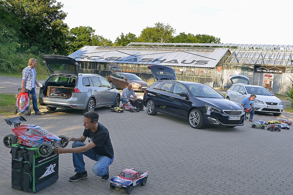 Vier kompakte Kombis im Test