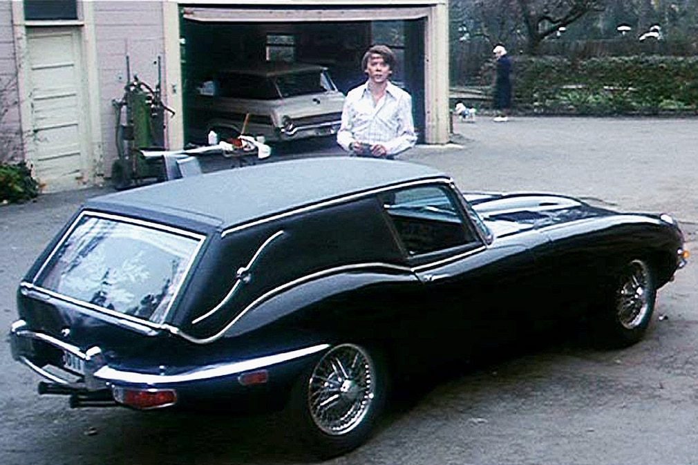 Jaguar E-Type Umbau in "Harold & Maude"