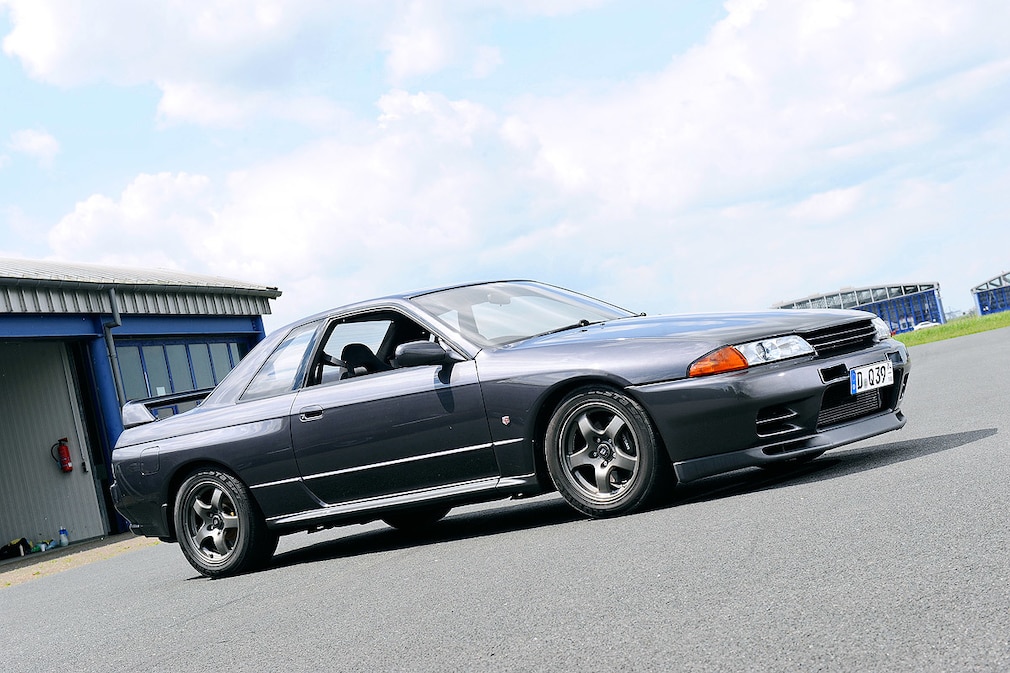 Nissan Skyline GT-R R32