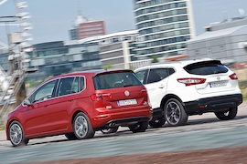 Nissan Qashqai VW Golf Sportsvan