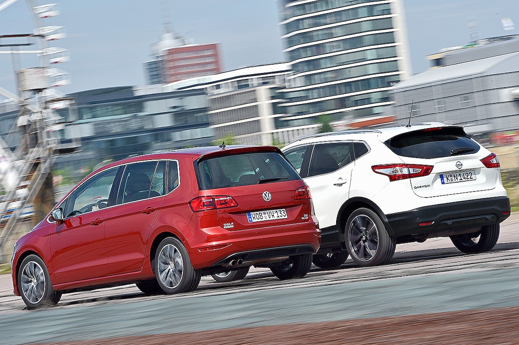 Nissan Qashqai VW Golf Sportsvan