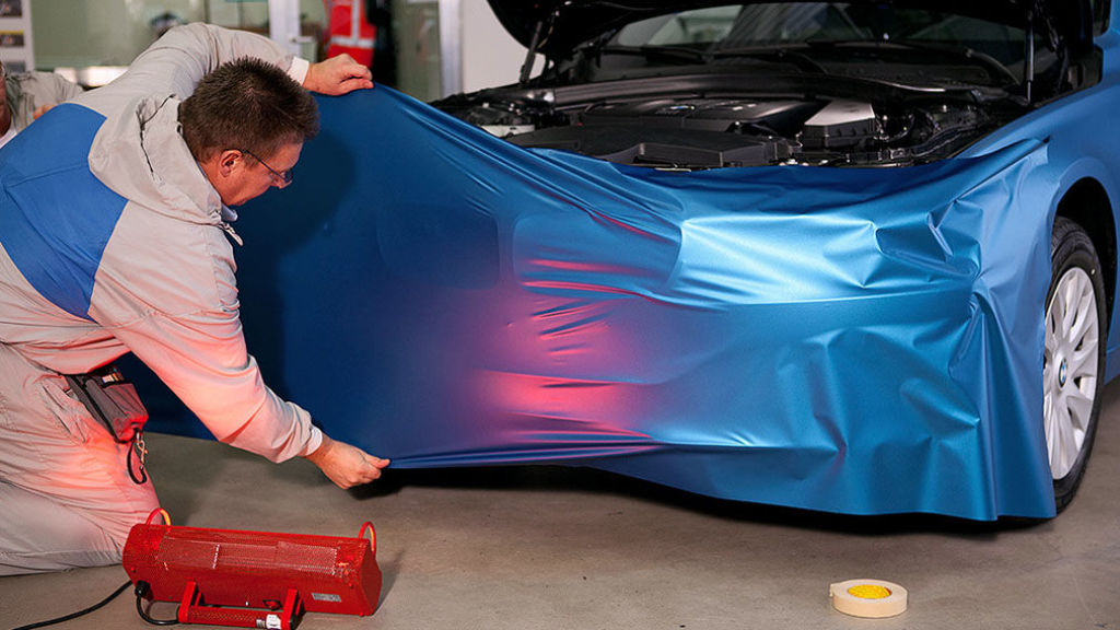 Statt neu lackieren: Folie als zweite Haut fürs Auto