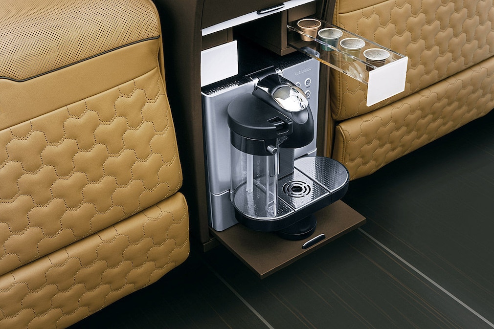 Kaffeemaschine im Brabus-Sprinter