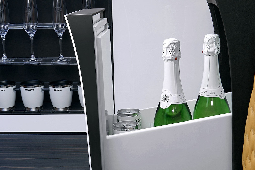 Kühlschrank im Business Lounge