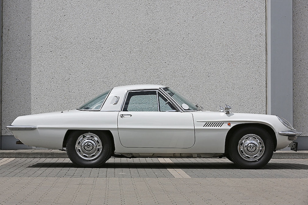 Mazda Cosmo Sport