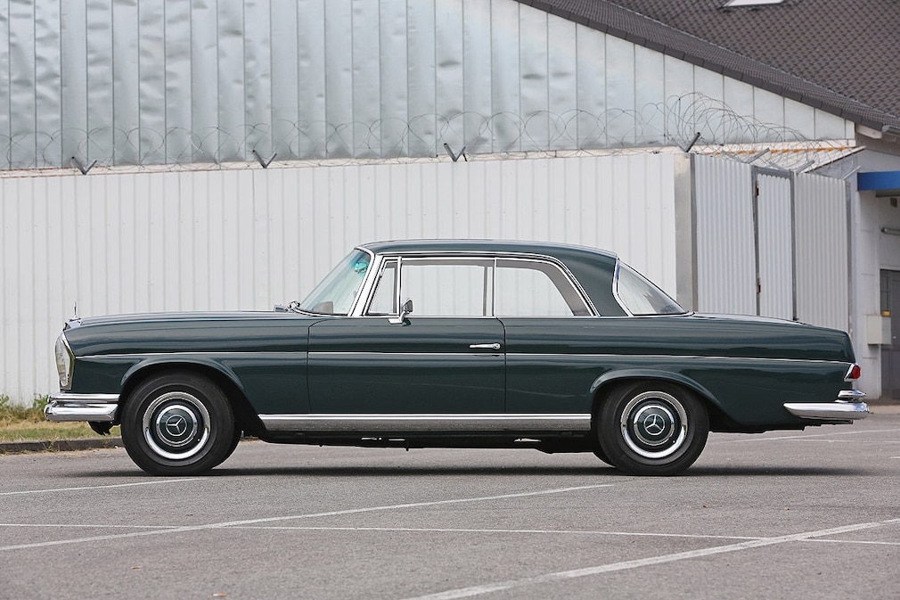 Mercedes 250 SE Coupé