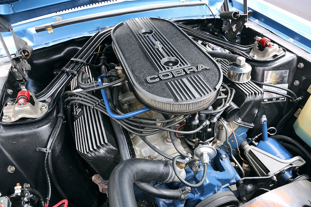 Shelby Cobra GT500