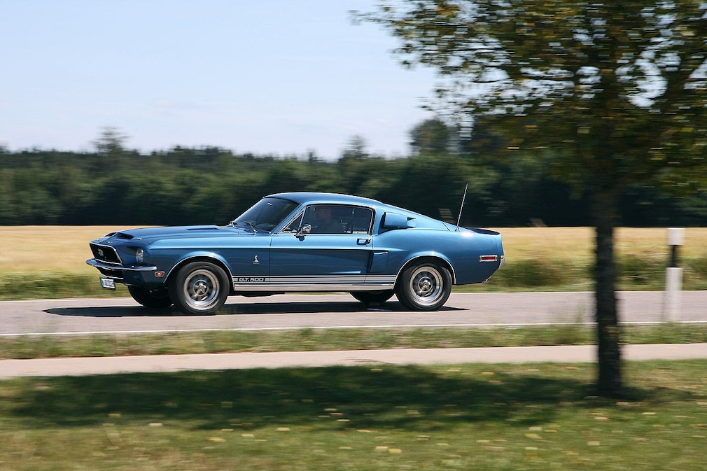 Shelby Cobra GT500