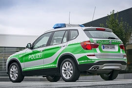 BMW X3 xDrive20d als uniformiertes Polizeieinsatzfahrzeug auf der GPEC in Leipzig