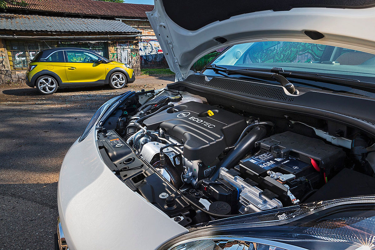 Opel Adam Rocks Motor