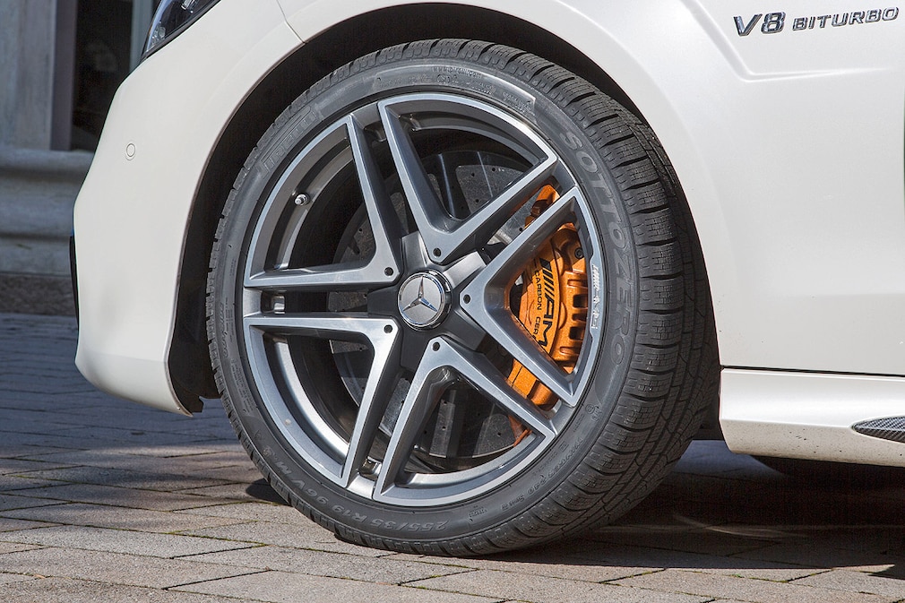 Mercedes E 63 AMG  S