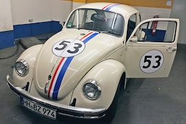 VW Käfer im Herbie-Look