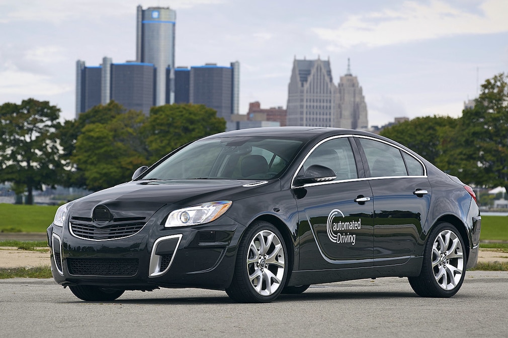 Opel Insignia mit "Super Cruise" für autonomes Fahren