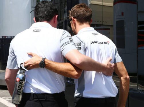 Bei drei Autos pro Team hätte Jenson Button sein McLaren-Cockpit wohl sicher