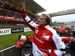 Ein Wink zum Abschied: Ferrari-Präsident Luca di Montezemolo verlässt die Scuderia
