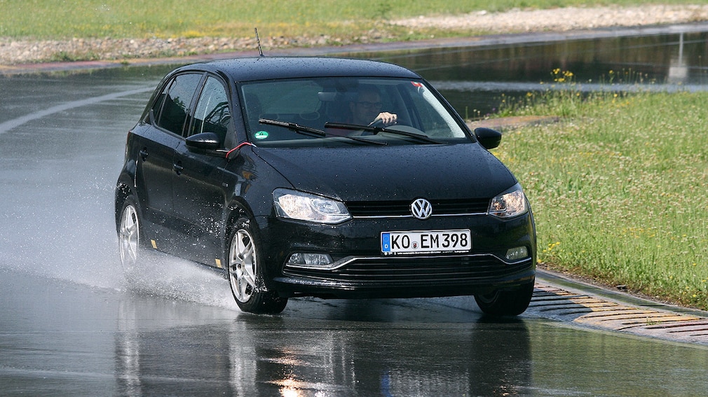 Reifentest Ganzjahresreifen Handling