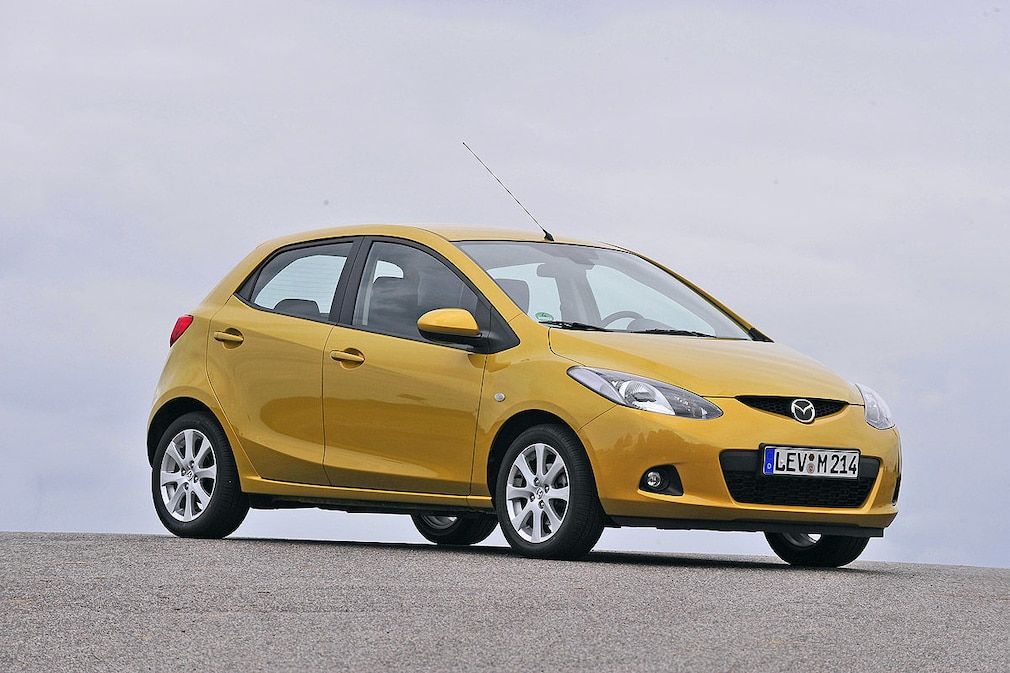 Mazda2