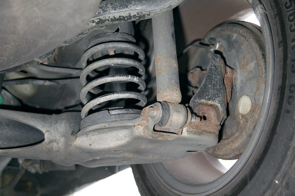Opel Corsa D, Federn