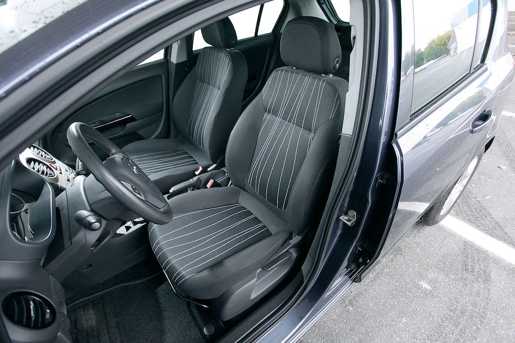 Opel Corsa D, Innenraum