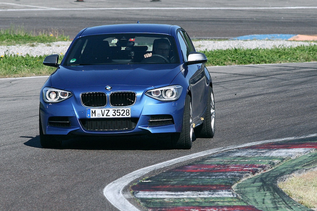 BMW M 135i, Winterreifen-Test, Handling