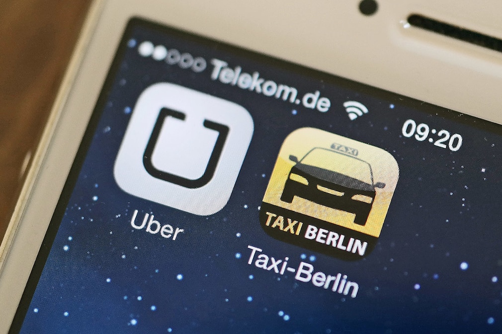 Handy-Apps Uber und Taxi Berlin"
