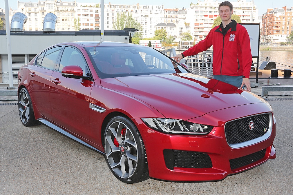 Jaguar XE