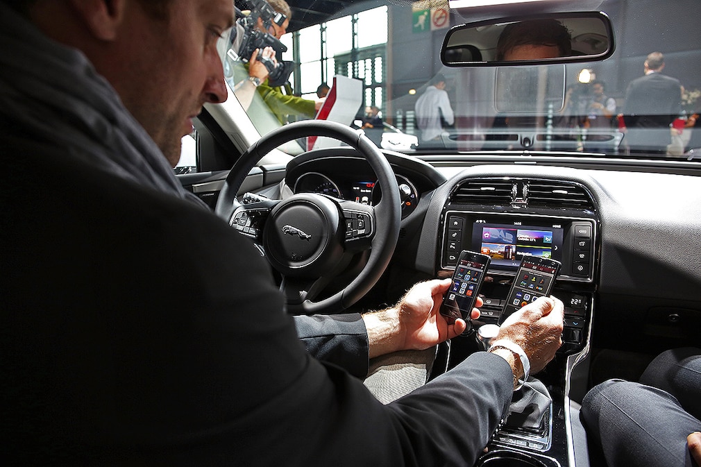 Connectivity Jaguar XE