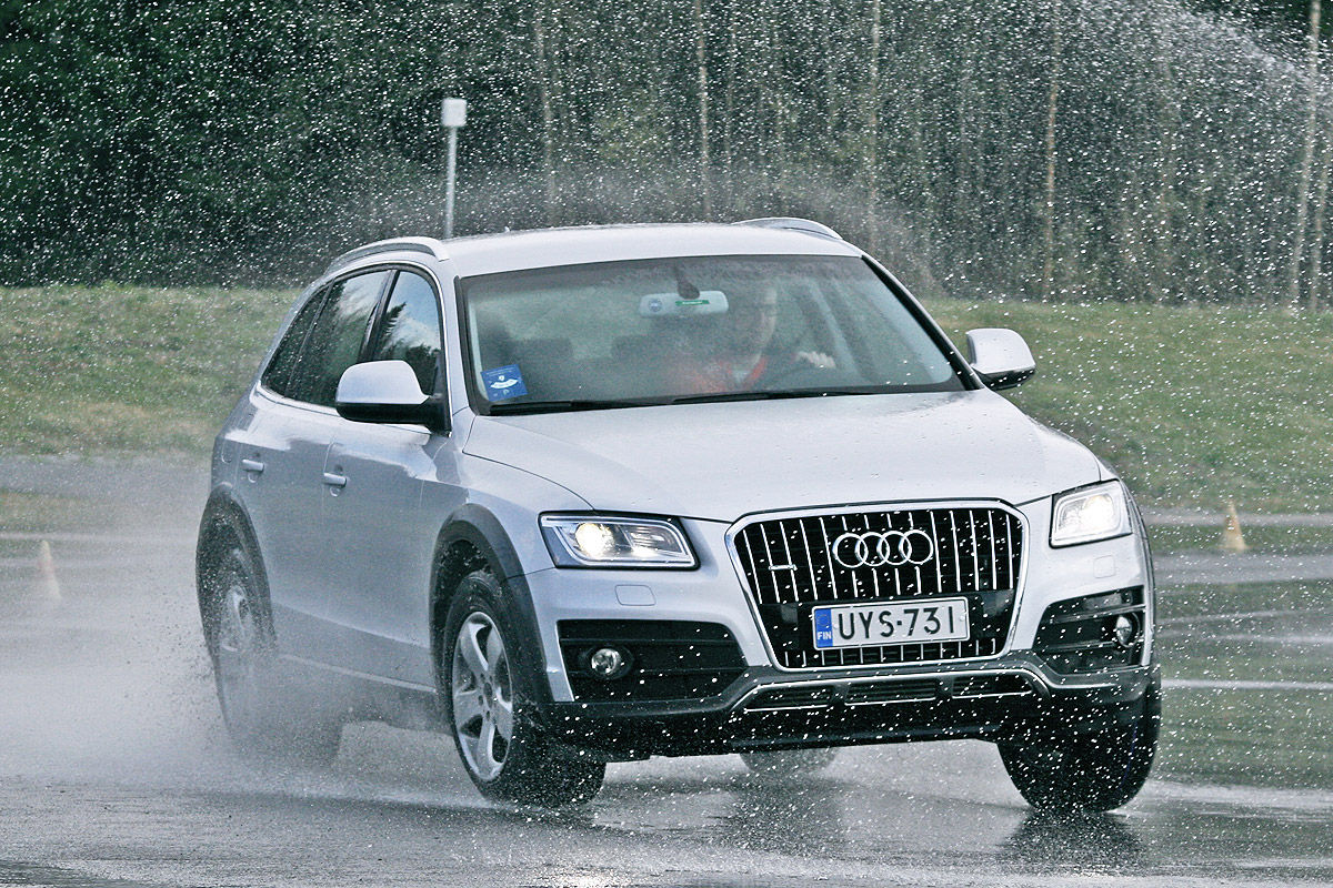 Winterreifen-Test, Audi Q5, Handling-Test