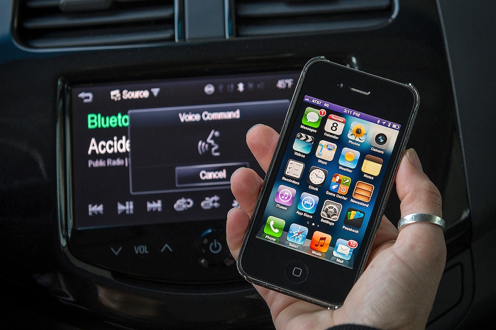 Chevrolet Spark and Sonic Drive with Siri