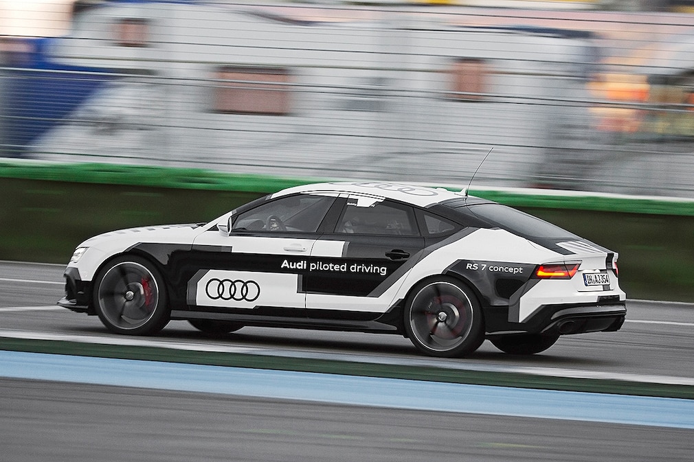 Audi RS7 Concept piloted driving !!!Sperrfrist!!!