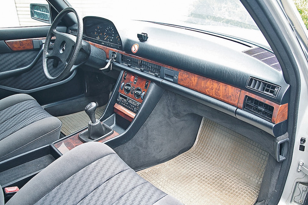 Mercedes 300 SE W 126
