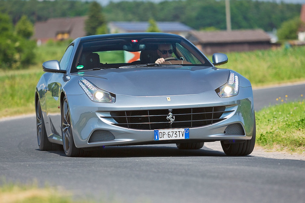 Ferrari FF