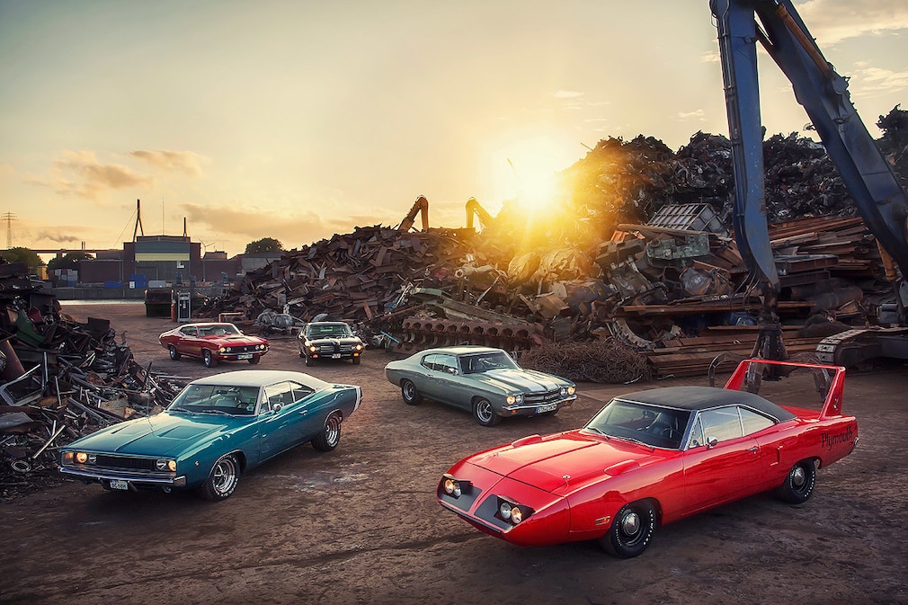 Chevrolet Chevelle SS 350 Dodge Charger 440 Ford Torino GT 429 Plymouth Road Runner Superbird Pontiac GTO