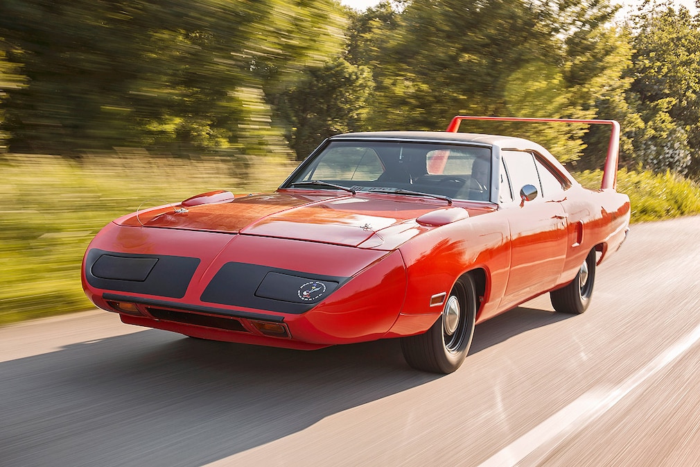 Plymouth Road Runner Superbird