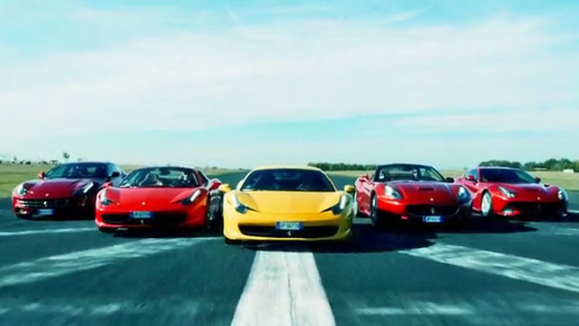 Video Ferrari F12 Berlinetta Vs Lamborghini Aventador