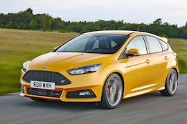 Ford Focus ST FL (erstmals auch als Diesel) in Goodwood
