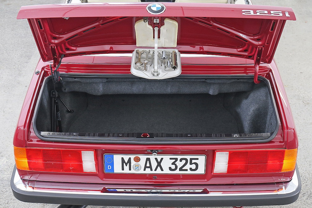 BMW 325i Cabrio BMW 325i Cabrio