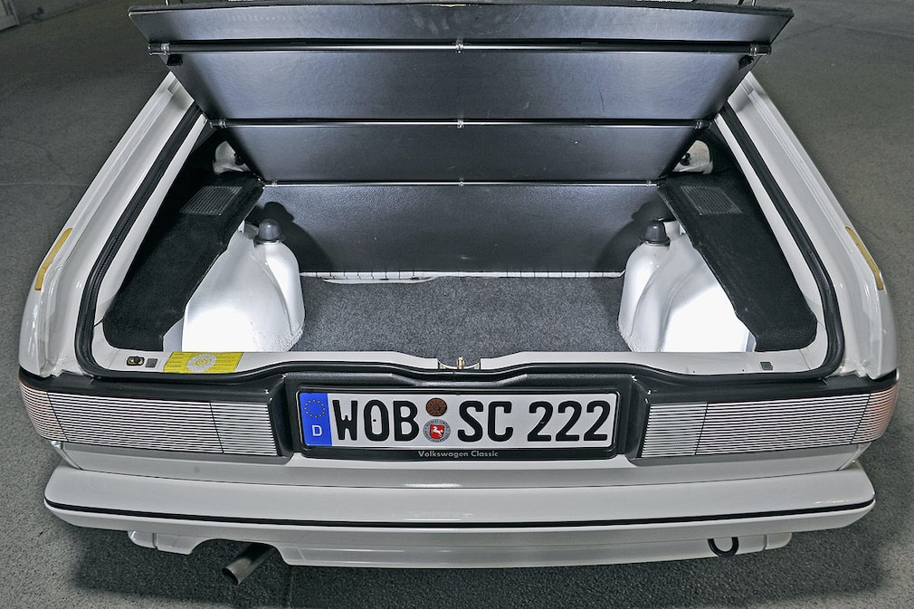 VW Scirocco White Cat VW Scirocco White Cat