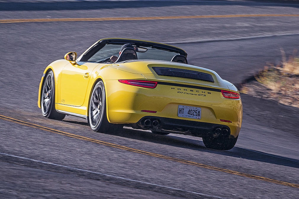 Porsche 911 C4 GTS Cabrio