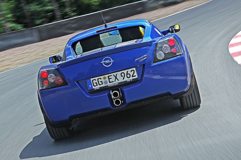 Opel Speedster Turbo