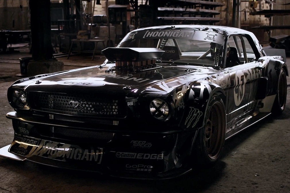 Ken Blocks Mega-Mustang Ken Blocks Mega-Mustang